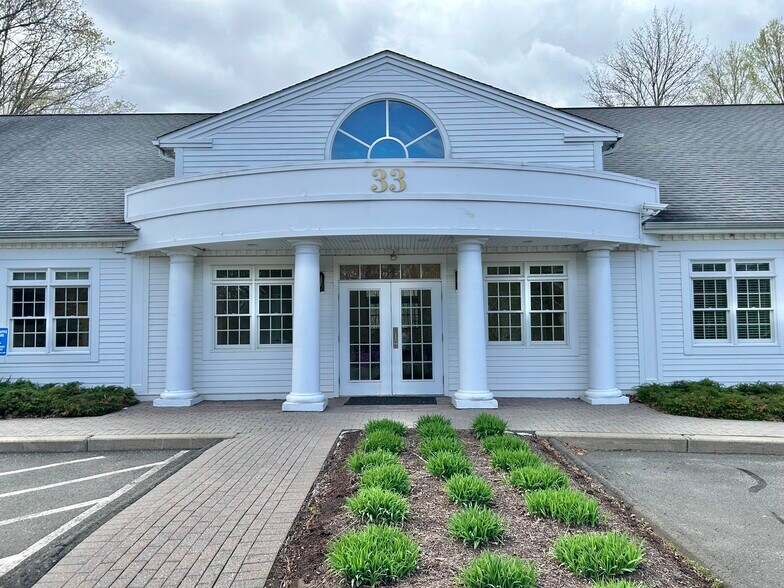 Primary Photo Of 33 Dale Rd, Avon Office For Lease