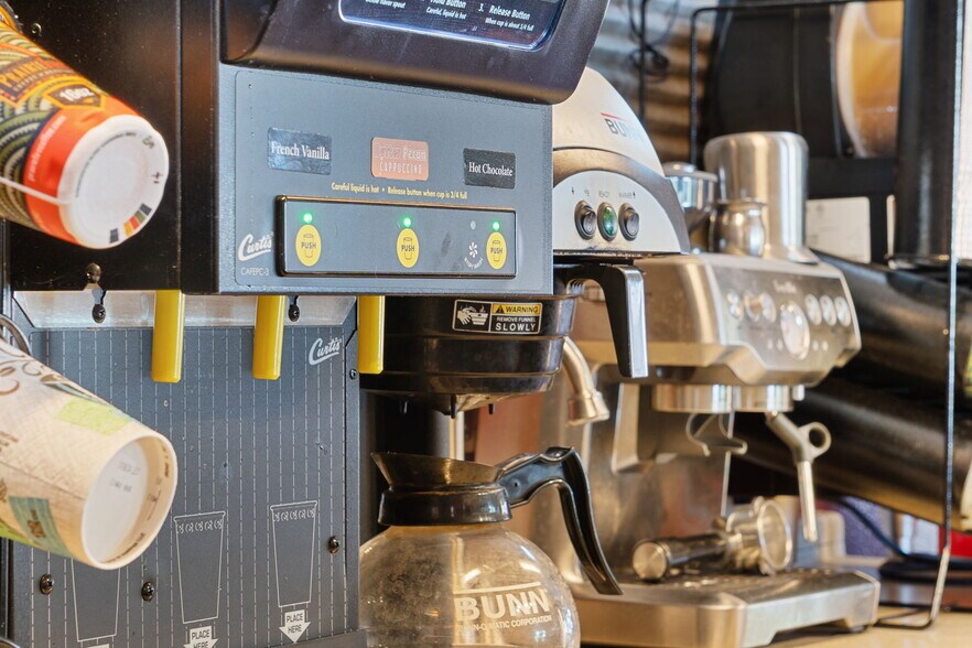 More Photos Of 7930 E State Highway 76, Kirbyville Specialty For Sale