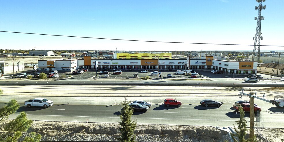 More Photos Of 14010 Horizon Blvd, Horizon City General Retail For Lease