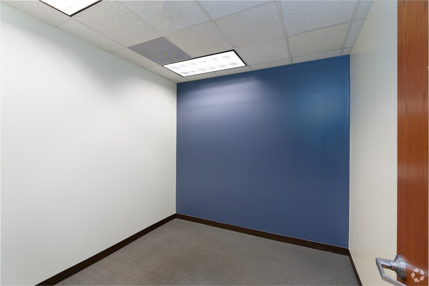 More Photos Of 7501 Boulder View Dr, North Chesterfield Unknown For Lease