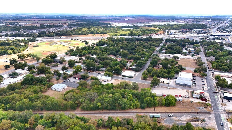 More Photos Of 209 Cheatham Street, San Marcos Land For Sale