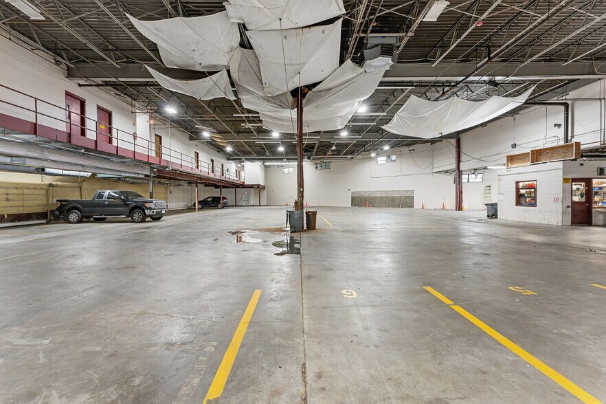More Photos Of 510 E 2nd St, South Boston Warehouse For Lease