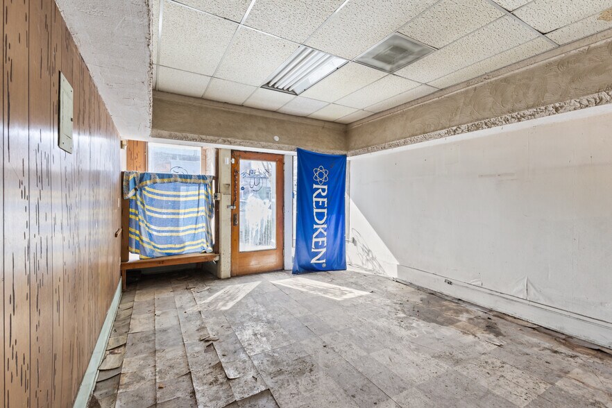 More Photos Of 421 E Santa Clara St, San Jose Storefront Retail Office For Sale