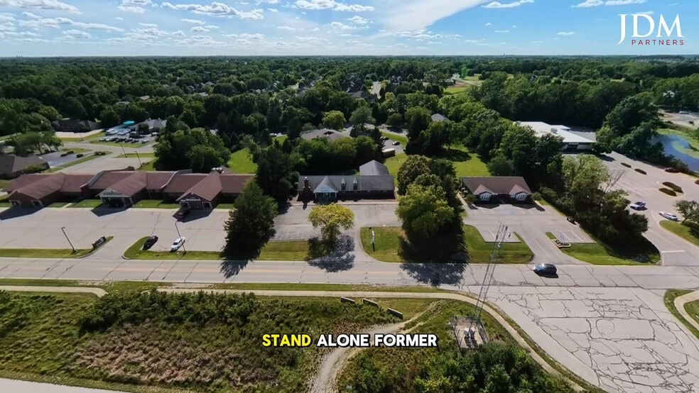 Primary Photo Of 15018 Greyhound Ct, Carmel Veterinarian Kennel For Sale