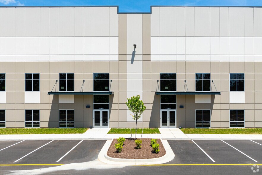More Photos Of 11111 Washington Hwy, Glen Allen Distribution For Lease