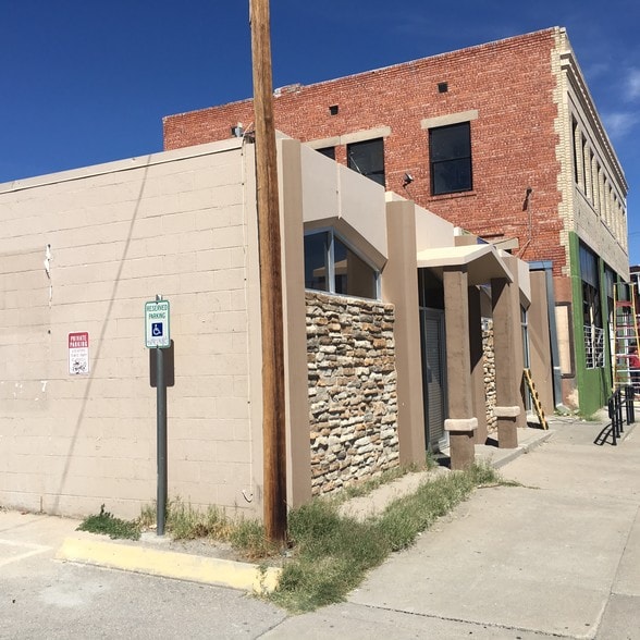 More Photos Of 2817 E Yandell Dr, El Paso Medical For Lease