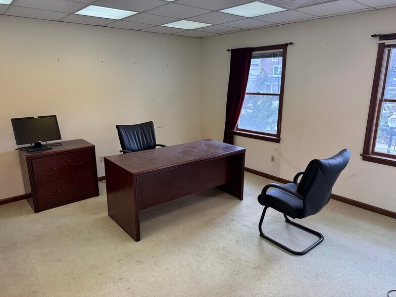More Photos Of 107 Washington St, Morristown Office For Lease