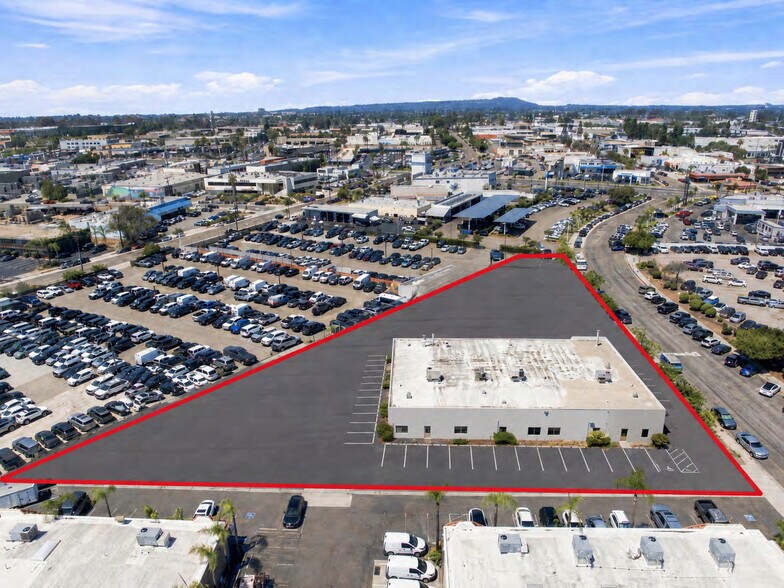Primary Photo Of 7979-7989 Vickers St, San Diego Flex For Lease