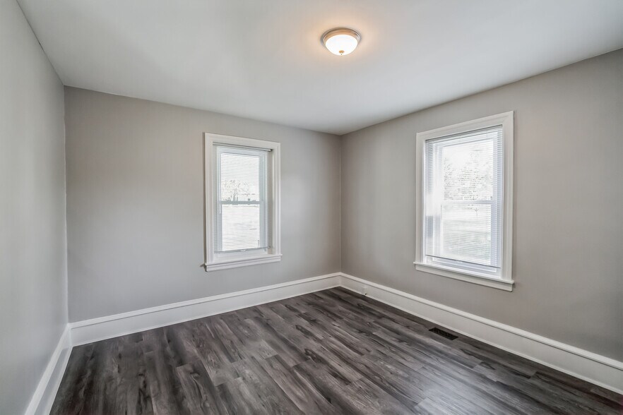 More Photos Of 2952-2954 Dekalb Pike, East Norriton Apartments For Sale