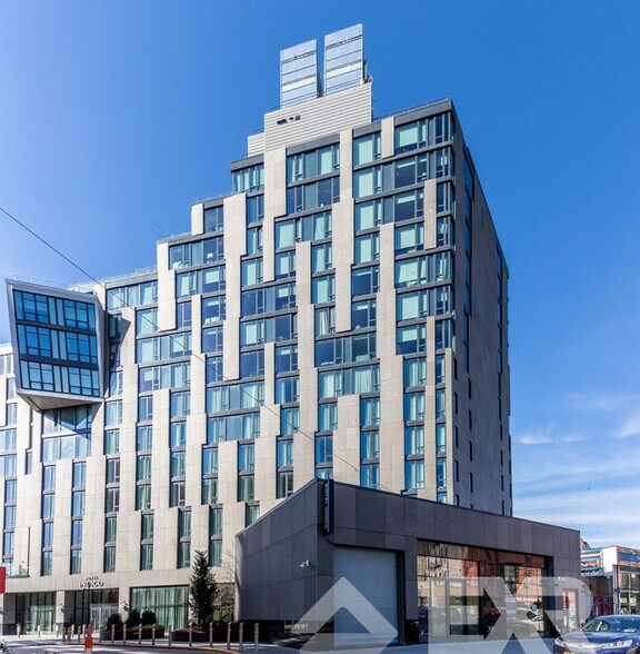 More Photos Of 500 Metropolitan Ave, Brooklyn Hotel For Lease