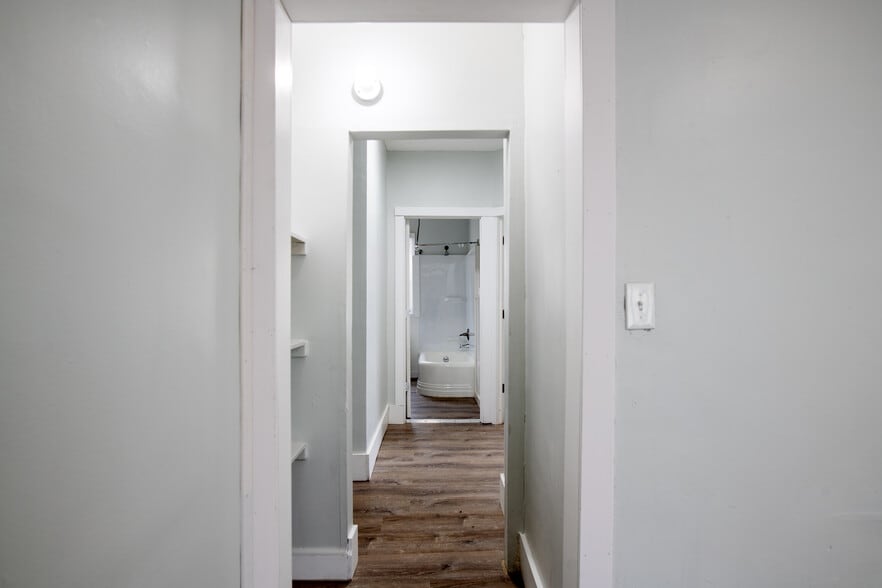 More Photos Of 69 Winter St, Springfield Apartments For Sale