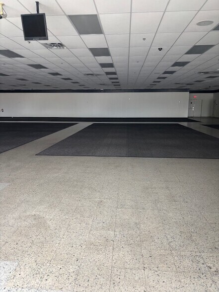 More Photos Of 965 Highway 80 W, Demopolis Unknown For Lease