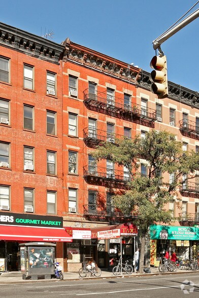 More Photos Of 691 Tenth Ave, New York Apartments For Sale