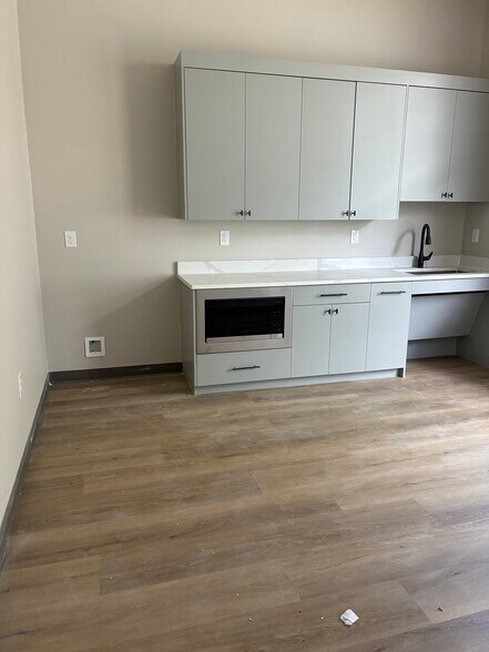 More Photos Of 15161 Ronald W Reagan Blvd, Leander Storefront For Lease