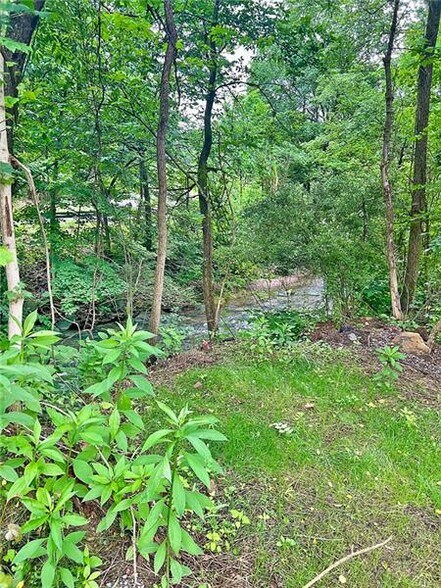 More Photos Of 1799 Triphammer Rd, South Park Warehouse For Sale