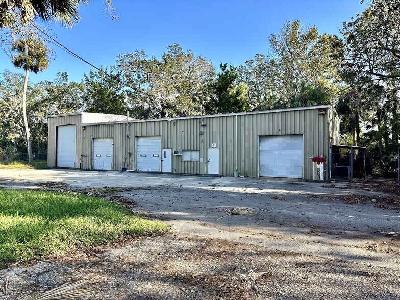 More Photos Of 901 6th St, Daytona Beach Industrial For Sale