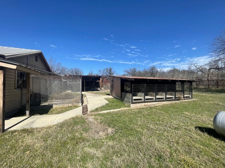 More Photos Of 1312 N US Highway 281, Lampasas Healthcare For Sale