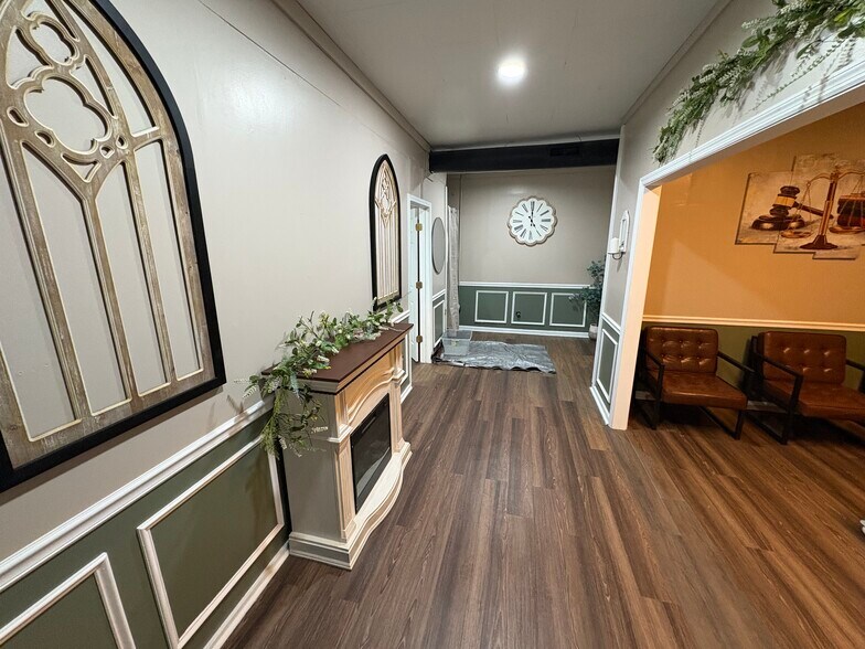 More Photos Of 349 1st Ave, Dayton Office For Lease
