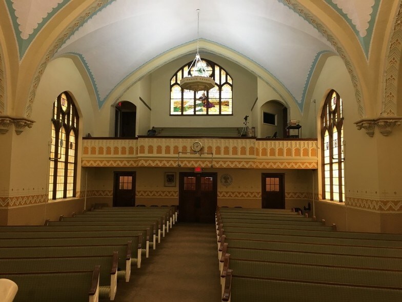 More Photos Of 9841 Dundee St, Detroit Religious Facility For Sale