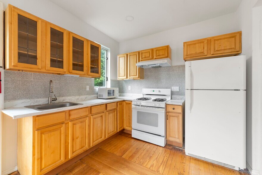 More Photos Of 383 Mount Prospect Ave, Newark Apartments For Sale