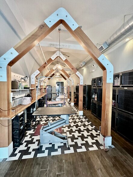 More Photos Of 235-239 Sound Beach Ave, Old Greenwich Freestanding For Lease