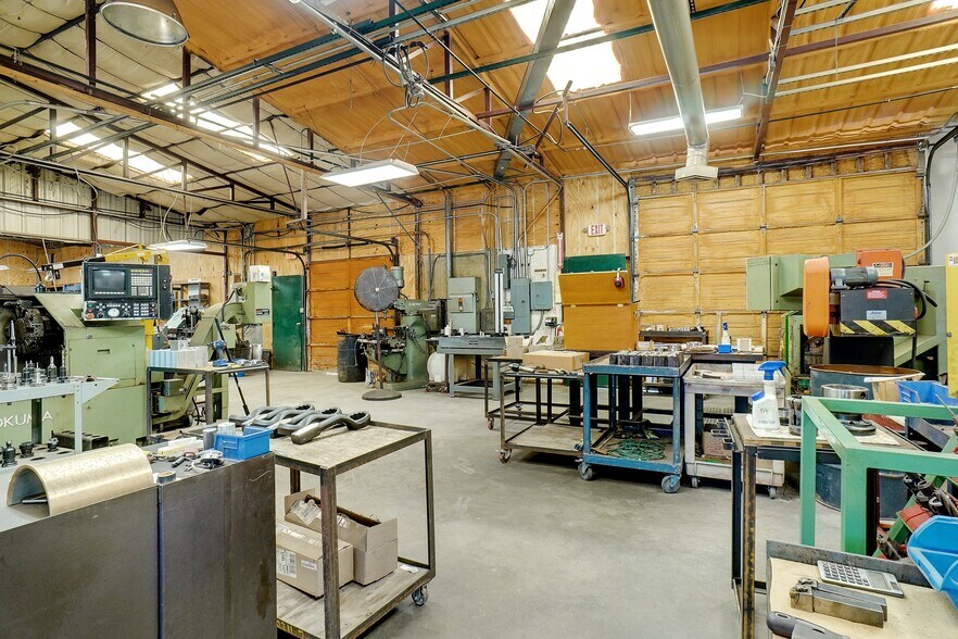 More Photos Of 396 Goshen Rd, Springtown Service Station For Sale