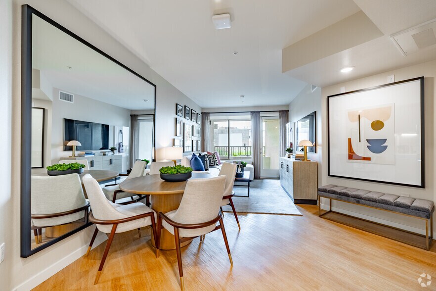 More Photos Of 7520-7566 W Sunset Blvd, Los Angeles Apartments For Lease