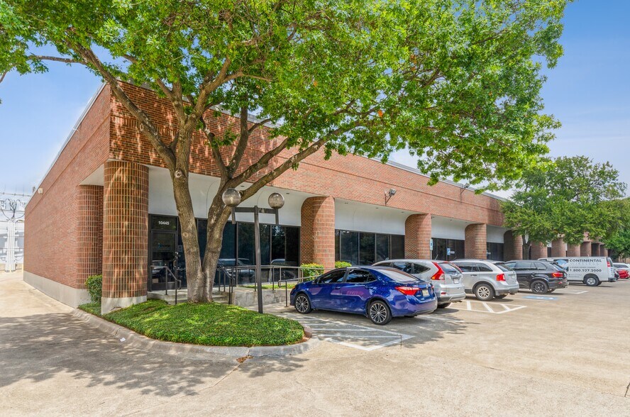 More Photos Of 10410-10420 Miller Rd, Dallas Unknown For Lease