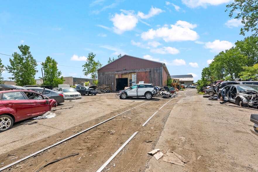 More Photos Of 11435 Schaefer Hwy, Detroit Warehouse For Sale