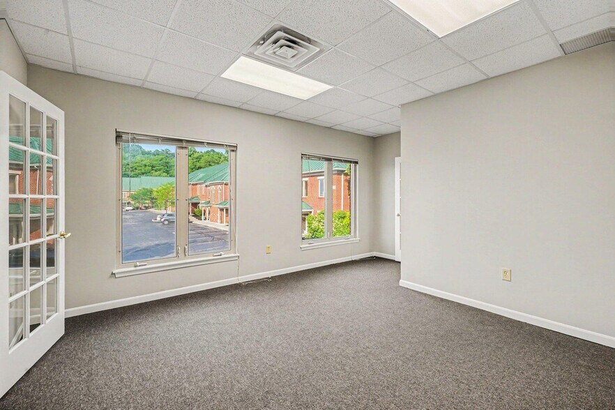 More Photos Of 6900 Houston Rd, Florence Office For Lease