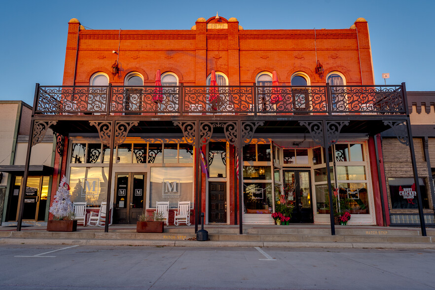 Primary Photo Of 221 W Main St, Tishomingo Hotel For Sale