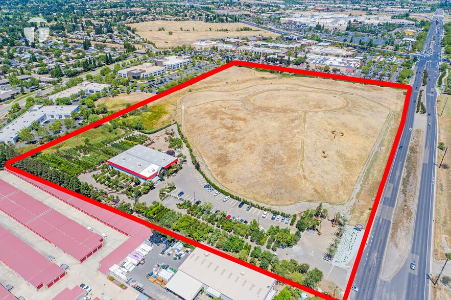 More Photos Of 901-903 Galleria Blvd, Roseville General Retail For Lease