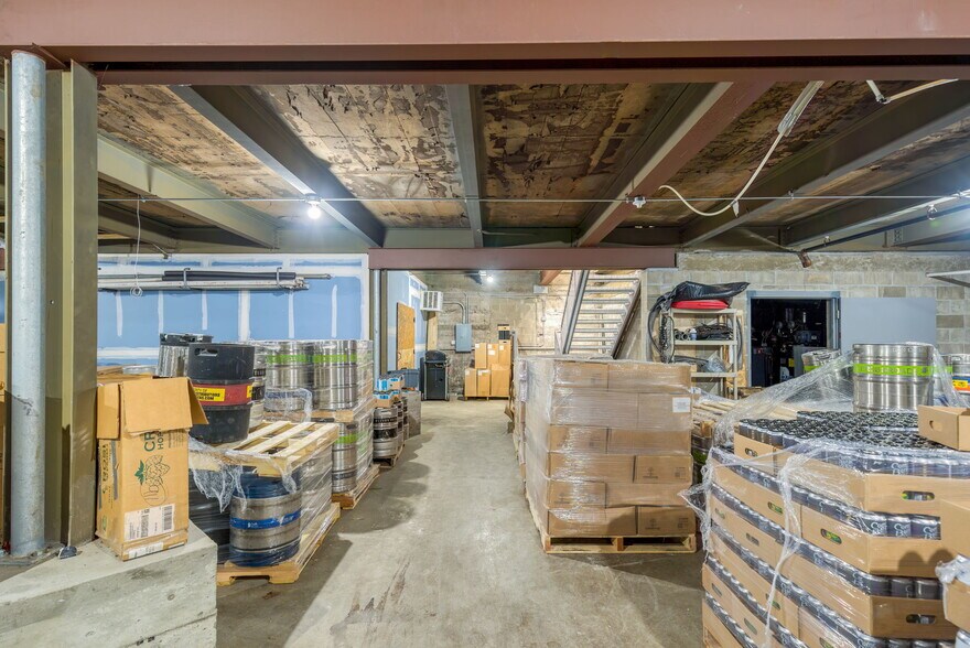 More Photos Of 201 Water St, Catskill Winery Vineyard For Sale