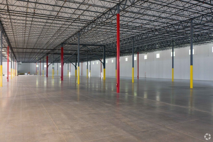 More Photos Of 550 Hartman Rd, Austell Warehouse For Lease