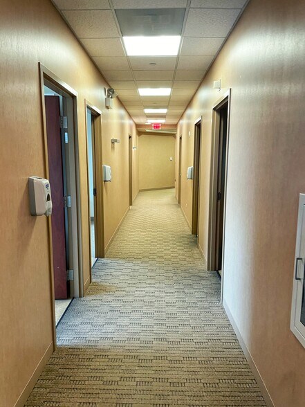 More Photos Of 9000 Waukegan Rd, Morton Grove Medical For Lease
