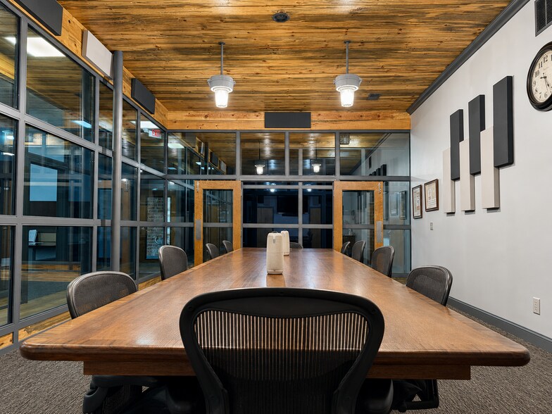 Primary Photo Of 122 Jefferson St, Jacksonville Office For Lease
