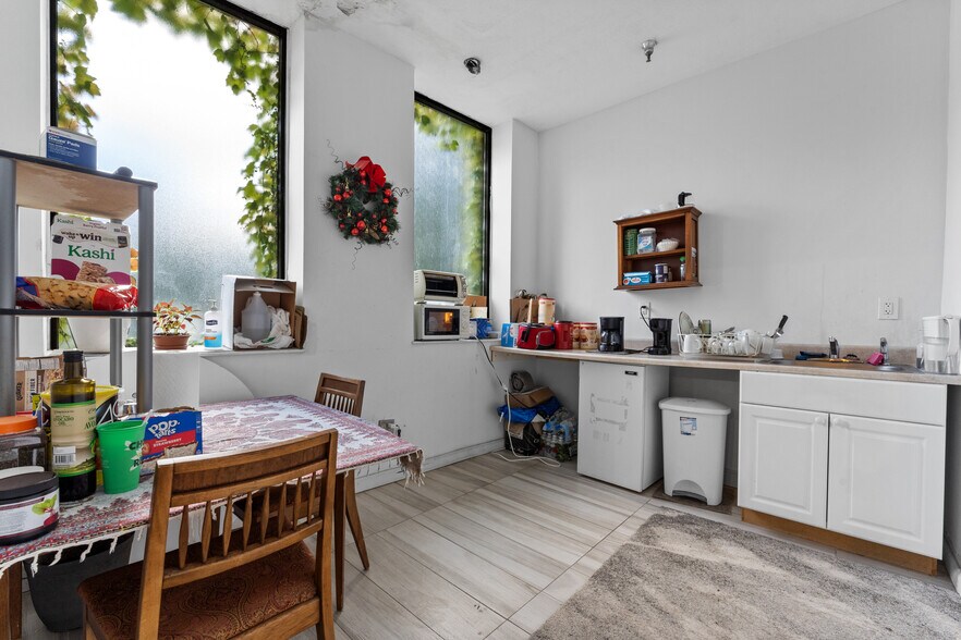 More Photos Of 75-81 Boylston St, Brookline Freestanding For Sale