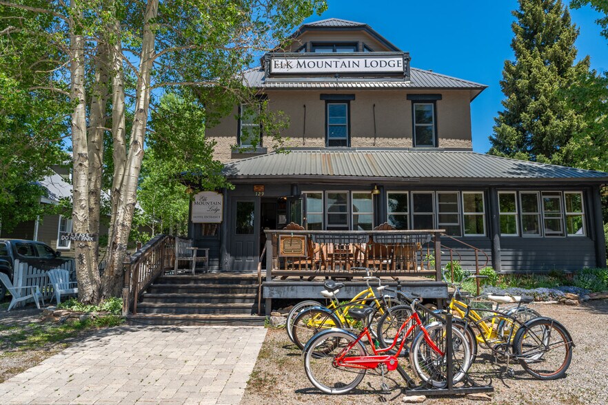 Primary Photo Of 129 Gothic Ave, Crested Butte Hotel For Sale