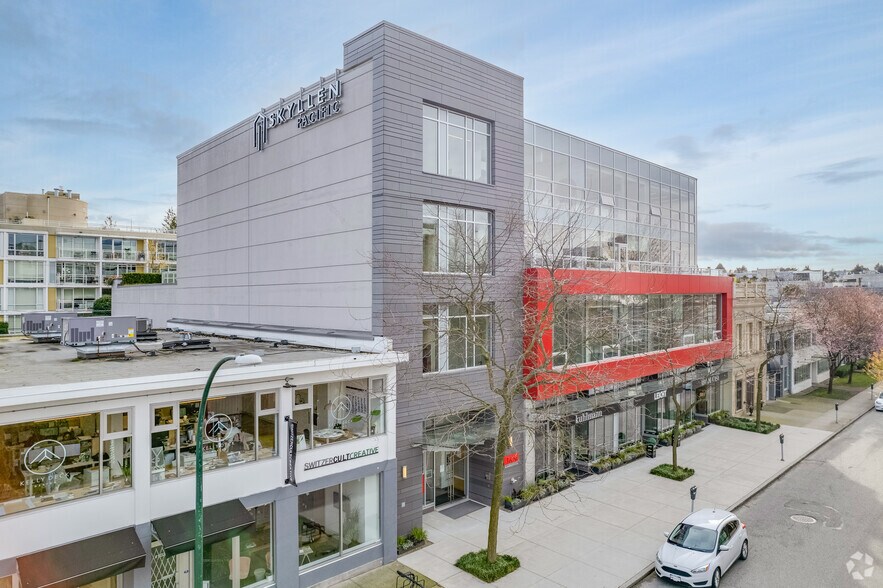 Primary Photo Of 1650-1652 2nd Av W, Vancouver Showroom For Lease