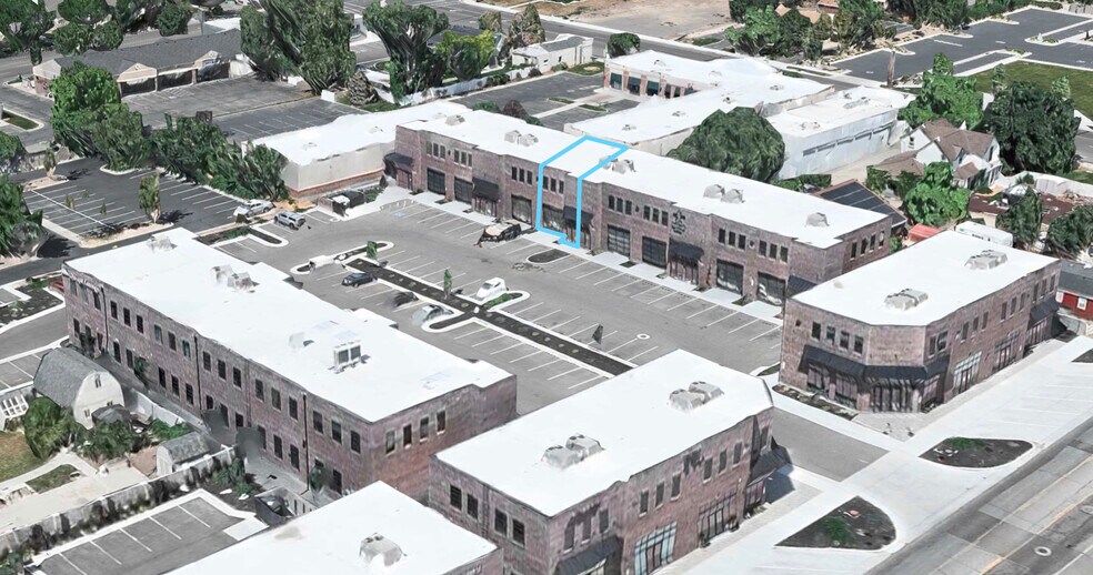 More Photos Of 831 Pioneer Rd, Draper Storefront Retail Residential For Lease