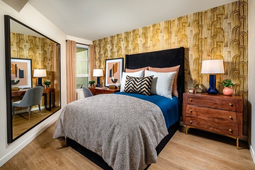 More Photos Of 7520-7566 W Sunset Blvd, Los Angeles Apartments For Lease