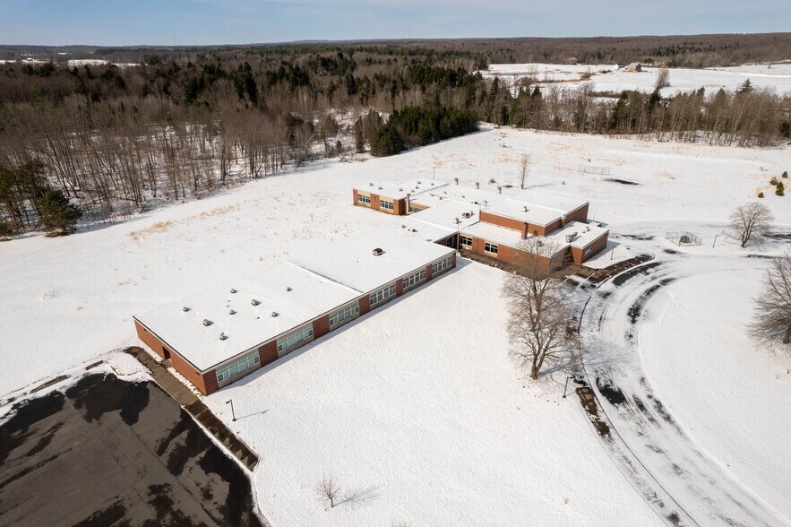 More Photos Of 55 Cox Rd, Williamstown Schools For Sale