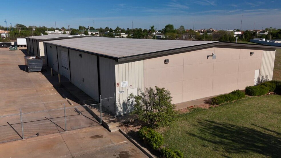 Primary Photo Of 2624-2700 Railroad Dr, Edmond Manufacturing For Sale