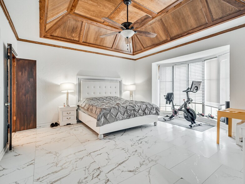 More Photos Of 3595 E State Highway 9, Norman Industrial For Sale