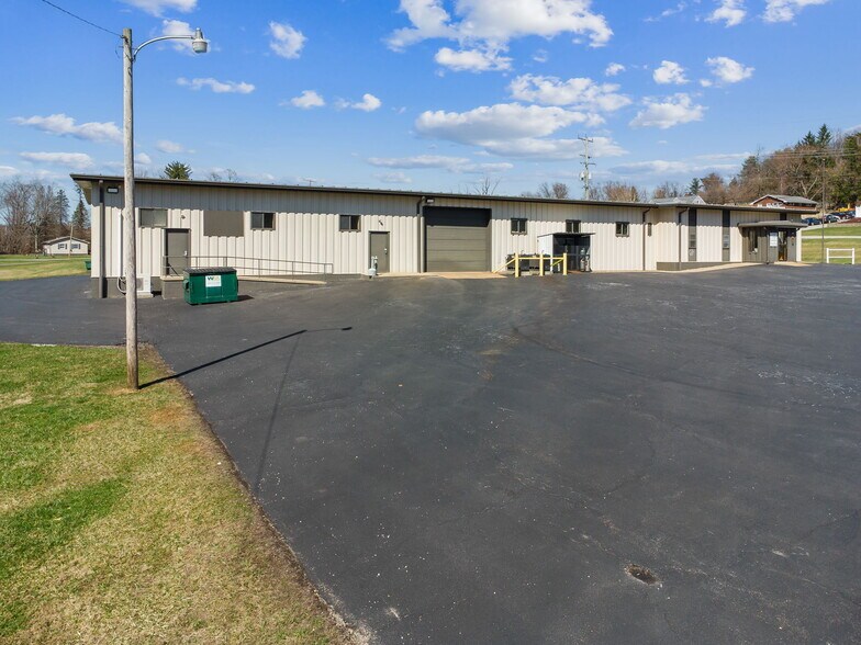 More Photos Of 263 Armbrust Road rd, Greensburg Warehouse For Sale