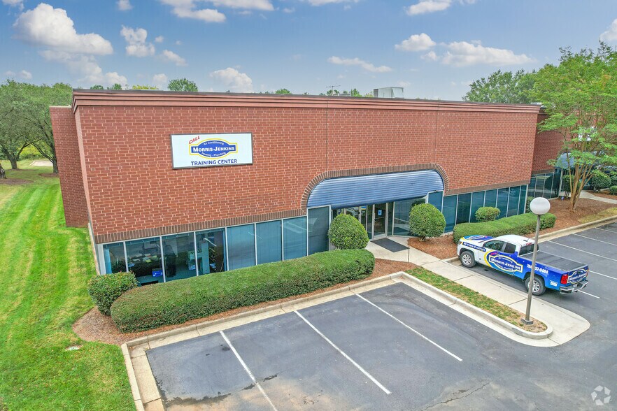 More Photos Of 14201 S Lakes Dr, Charlotte Unknown For Lease