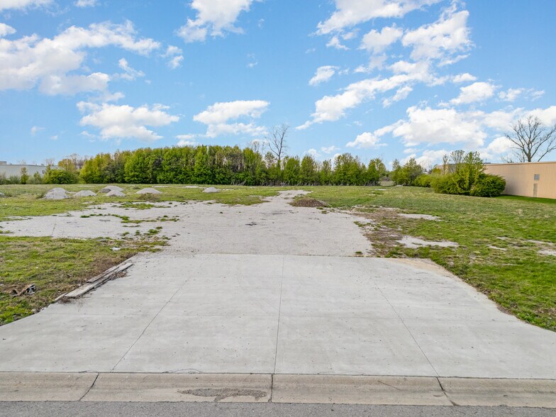 More Photos Of 0 Castle Dr, Mason Land For Sale