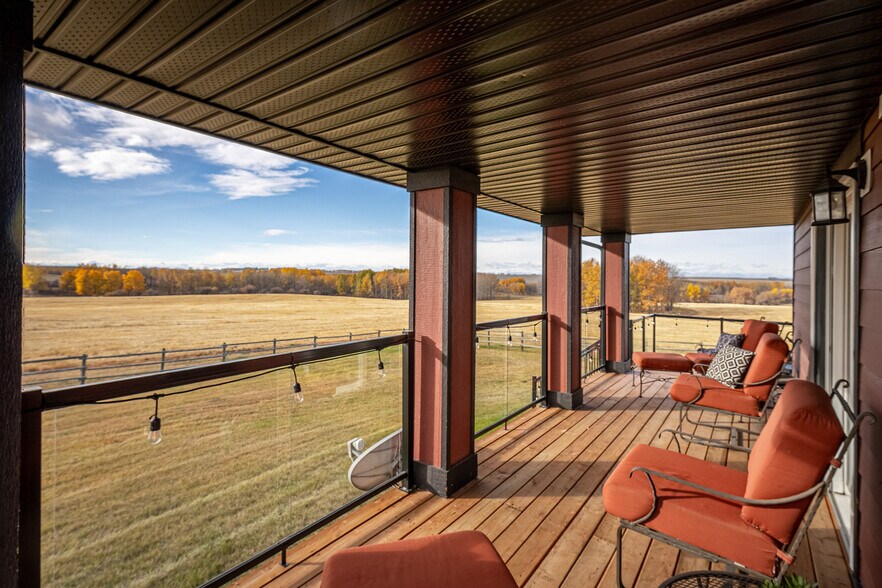 More Photos Of 3245 Township Road 292, Madden Horse Stables For Sale