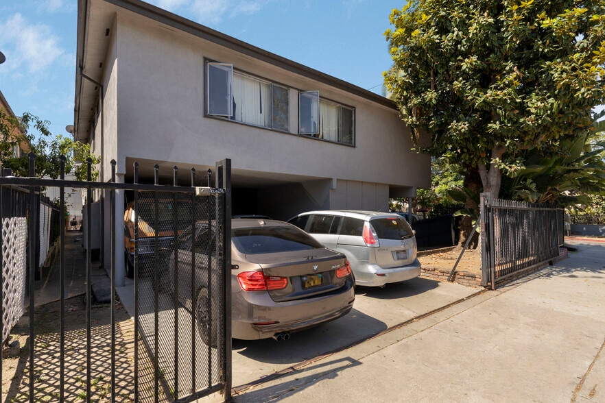 More Photos Of 1014 N El Centro Ave, Los Angeles Apartments For Sale