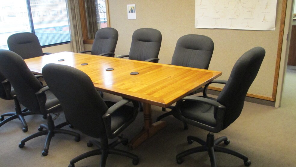 More Photos Of 1002 Walnut St, Boulder Office For Sale